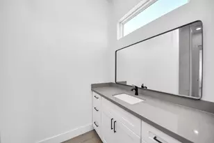4129 E Toliver St, Houston, TX 77016 - Photo 32