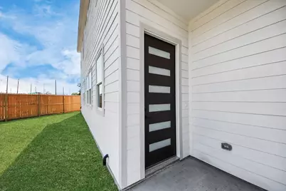 4129 E Toliver Street, Houston, TX 77016 - Photo 8