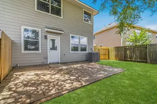 238 Drake Run Ln, Dickinson, TX 77539 - Photo 36