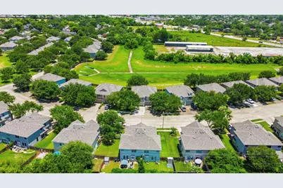 238 Drake Run Lane, Dickinson, TX 77539 - Photo 38