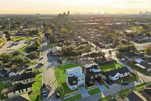 4208 Fox St, Houston, TX 77003 - Photo 30