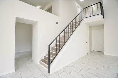 11818 Spring Grove Dr, Houston, TX 77099 - Photo 6