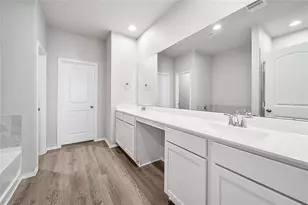 9295 Inland Leather Ln, Conroe, TX 77385 - Photo 16
