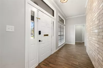 303 Narcissus Street, Lake Jackson, TX 77566 - Photo 8
