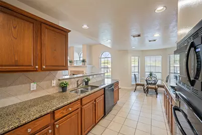 3223 Longhorn Circle, Manvel, TX 77578 - Photo 10