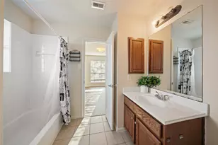 3223 Longhorn Cir, Manvel, TX 77578 - Photo 22