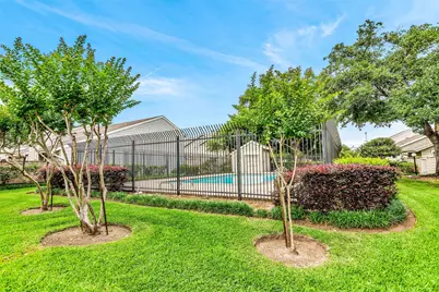 13009 Wirevine Lane, Houston, TX 77072 - Photo 20