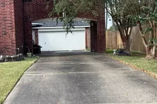 4115 Avalon Ln, Baytown, TX 77521 - Photo 8