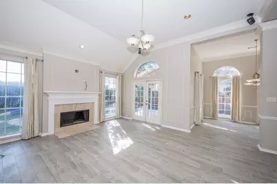 11527 Earley Forest Lane, Houston, TX 77043 - Photo 6