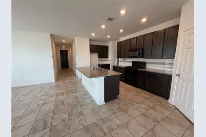 4802 Greenfield Springs Lane, Katy, TX 77449 - Photo 4