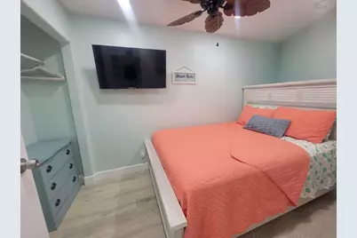 6102 Seawall Boulevard #210, Galveston, TX 77551 - Photo 18