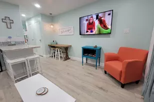 6102 Seawall Blvd, Galveston, TX 77551 - Photo 10