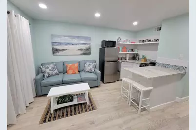 6102 Seawall Boulevard #210, Galveston, TX 77551 - Photo 4