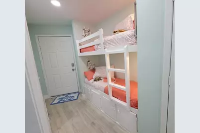 6102 Seawall Boulevard #210, Galveston, TX 77551 - Photo 16