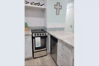 6102 Seawall Boulevard #210, Galveston, TX 77551 - Photo 6