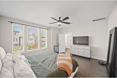 10936 Keaton Landing Drive, Houston, TX 77043 - Photo 14