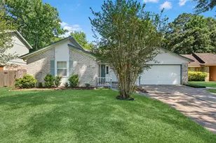 3010 Glen Spring Dr, Houston, TX 77339 - Photo 2