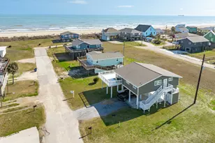 119 Nesmith Pl, Freeport, TX 77541 - Photo 4