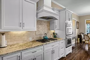 3827 Conch, Galveston, TX 77554 - Photo 16
