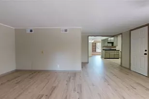 1501 13th St N, Texas City, TX 77590 - Photo 14