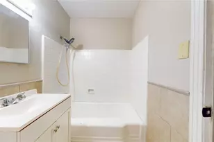 1501 13th St N, Texas City, TX 77590 - Photo 32