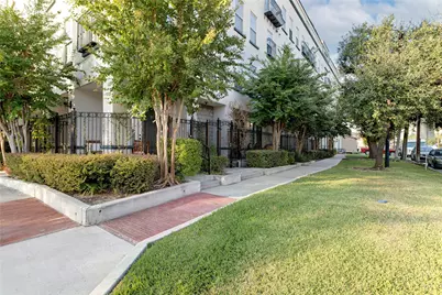 2216 Chenevert Street #11, Houston, TX 77003 - Photo 40