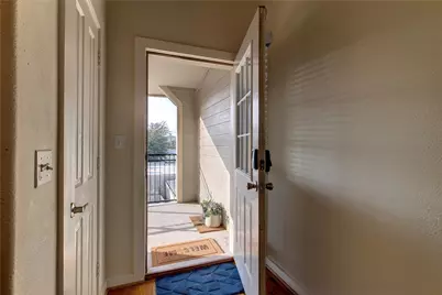 2216 Chenevert Street #11, Houston, TX 77003 - Photo 34