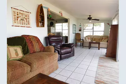 635 Marshall Johnson Avenue S, Port Lavaca, TX 77979 - Photo 10