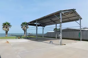 635 Marshall Johnson Ave S, Port Lavaca, TX 77979 - Photo 26