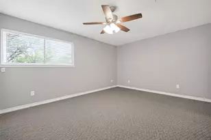 8310 Augustine Dr, Houston, TX 77036 - Photo 28