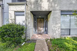 8310 Augustine Dr, Houston, TX 77036 - Photo 6