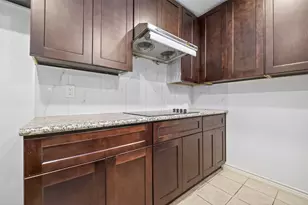 8310 Augustine Dr, Houston, TX 77036 - Photo 16