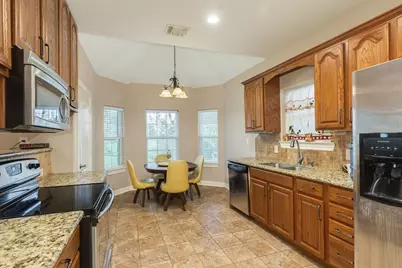 2418 Majestic Oaks Court, Rosharon, TX 77583 - Photo 38