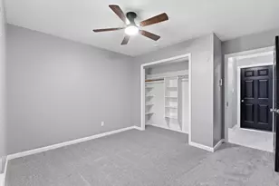 59 S Shamrock Ct, Lake Jackson, TX 77566 - Photo 16