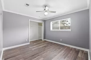 59 S Shamrock Ct, Lake Jackson, TX 77566 - Photo 16