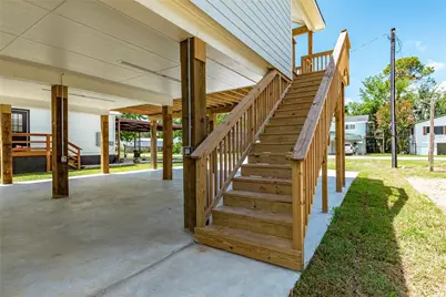 4213 Houx Street, Bacliff, TX 77518 - Photo 8