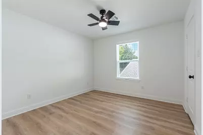 4213 Houx Street, Bacliff, TX 77518 - Photo 30