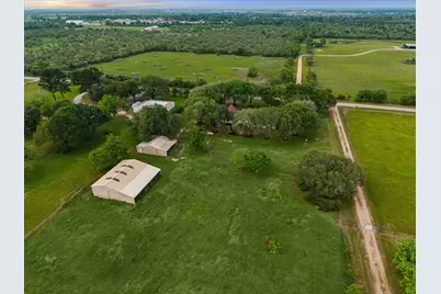 1759 Woody Lane, Sealy, TX 77474 - Photo 38