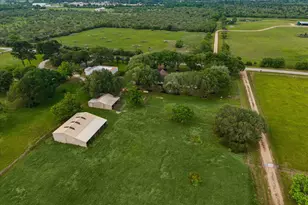 1759 Woody Ln, Sealy, TX 77474 - Photo 38