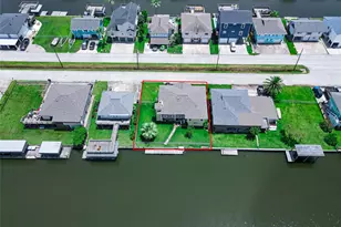 321 Ling St, Hitchcock, TX 77563 - Photo 36