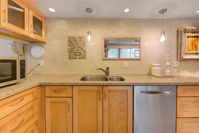 880 Tully Road #29, Houston, TX 77079 - Photo 14