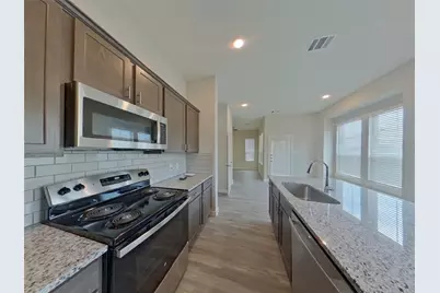 9835 Willow Creek Commerce Drive #225, Tomball, TX 77375 - Photo 6