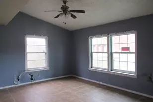 310 Georgia St, Houston, TX 77587 - Photo 2