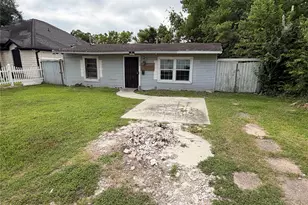 310 Georgia St, Houston, TX 77587 - Photo 2
