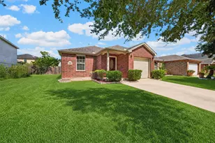 12907 Arnage Ln, Houston, TX 77085 - Photo 4