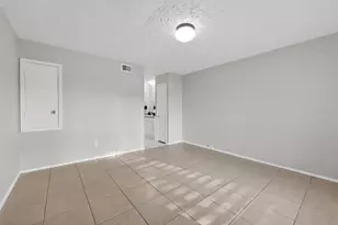 9111 Benthos Dr, Houston, TX 77083 - Photo 24