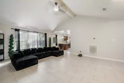 5850 Fallengate Drive, Spring, TX 77373 - Photo 4