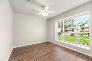 7918 Shangrila Ln, Houston, TX 77095 - Photo 16