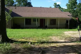 12110 Hillcrest Dr, Pinehurst, TX 77362 - Photo 1
