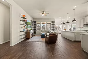 9019 Stanley Oak Dr, Missouri City, TX 77459 - Photo 12